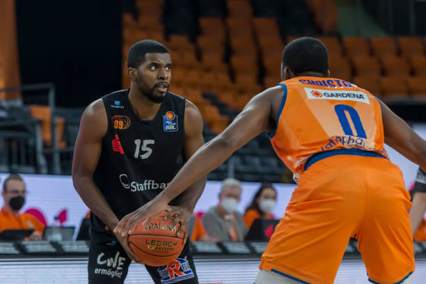 也为他们在 也为他们在